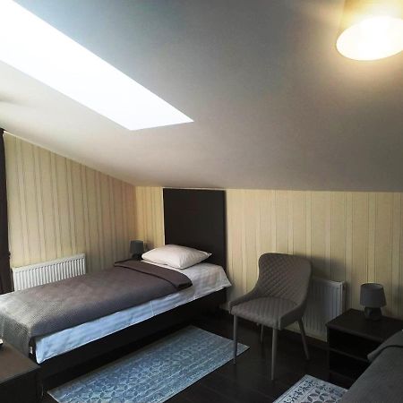 Hotel Business Apartments Dnepropetrovsk Exterior foto